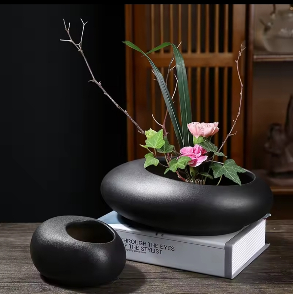 Modern Black Ceramic Vase